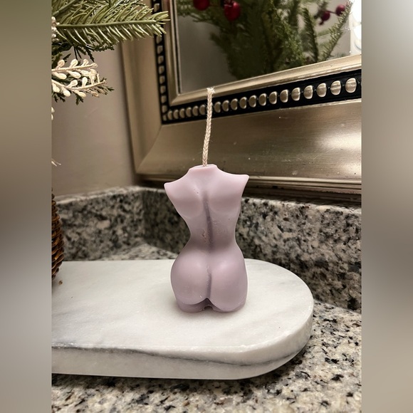 Valentines Day Candle - Clean Cotton Scent - Picture 4 of 5